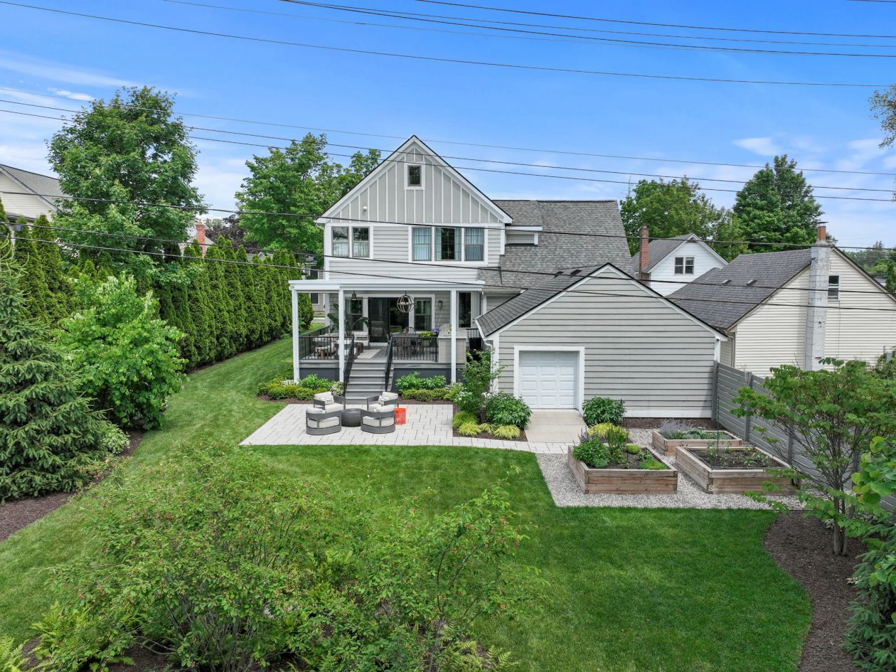 Northville Residence – Back Yard Retreat | Great Oaks Landscape