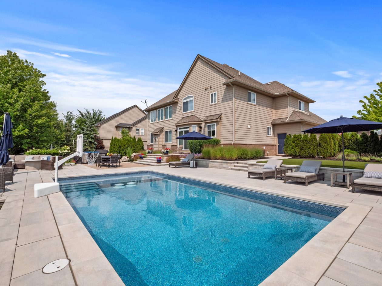 South Lyon Back Yard Pool & Patio | Great Oaks Landscape