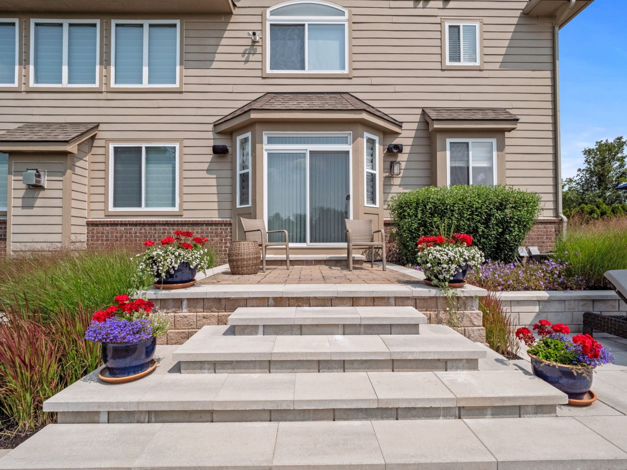 South Lyon Back Yard Pool & Patio | Great Oaks Landscape