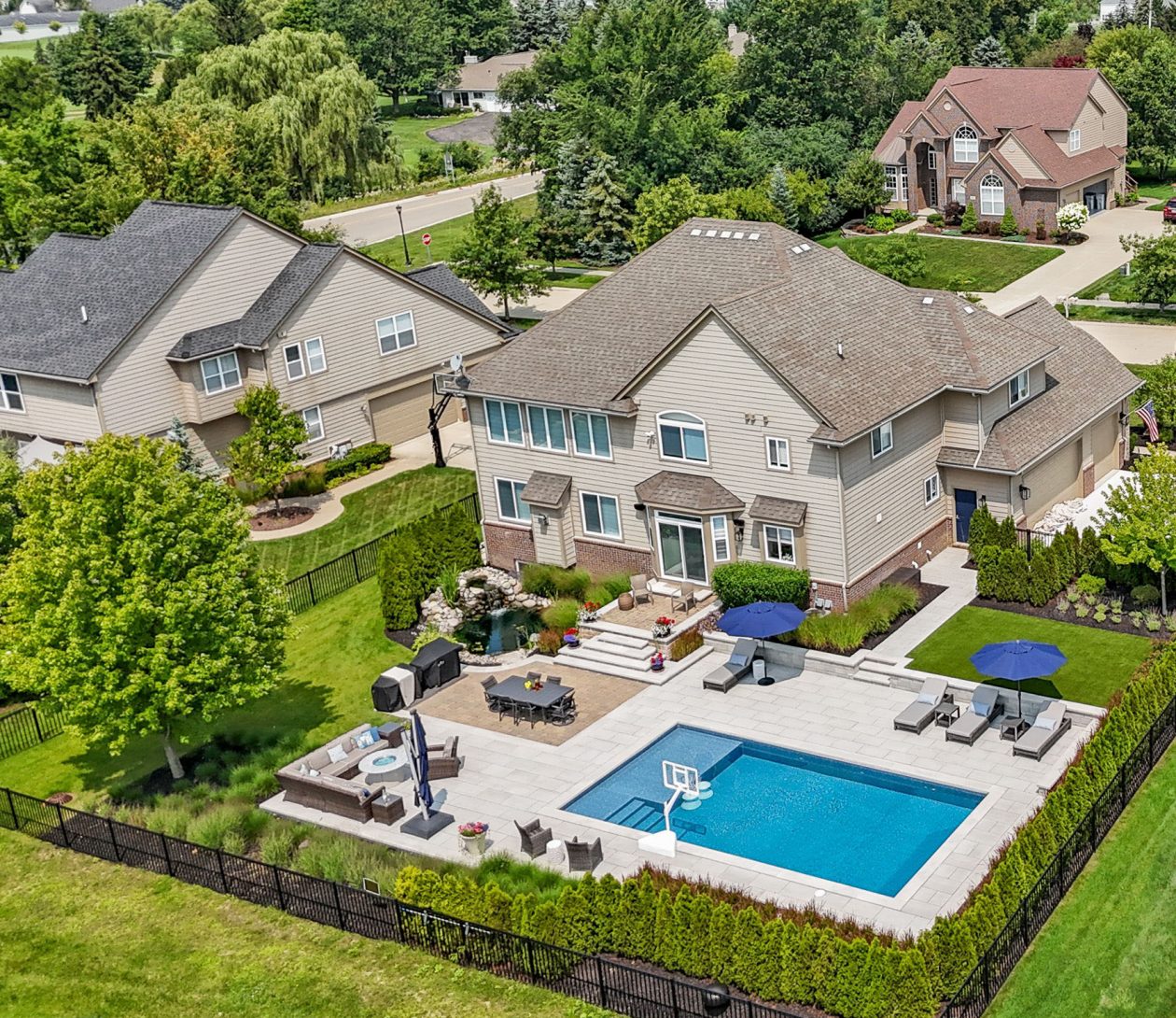 South Lyon Back Yard Pool & Patio | Great Oaks Landscape