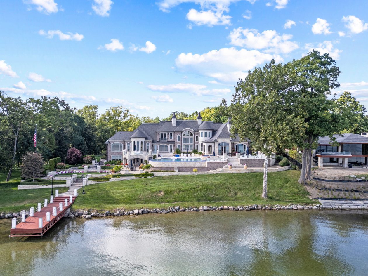 Orchard Lake Limestone Chateau | Great Oaks Landscape